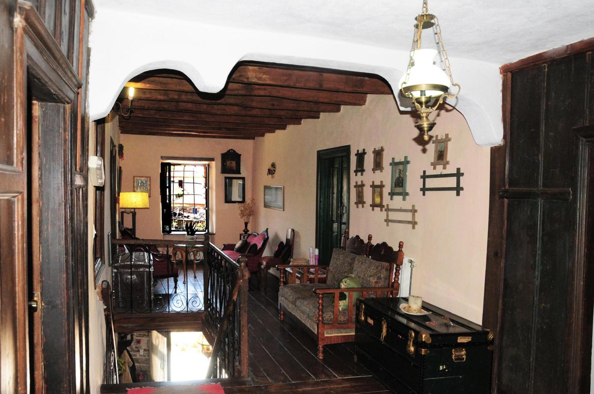 Archontiko Parisis Hotel Láfkosz Kültér fotó