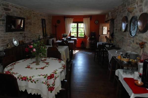 Archontiko Parisis Hotel Láfkosz Kültér fotó