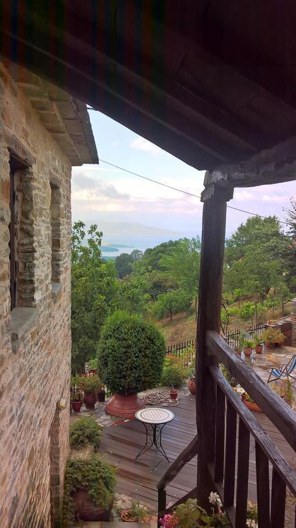 Archontiko Parisis Hotel Láfkosz Kültér fotó